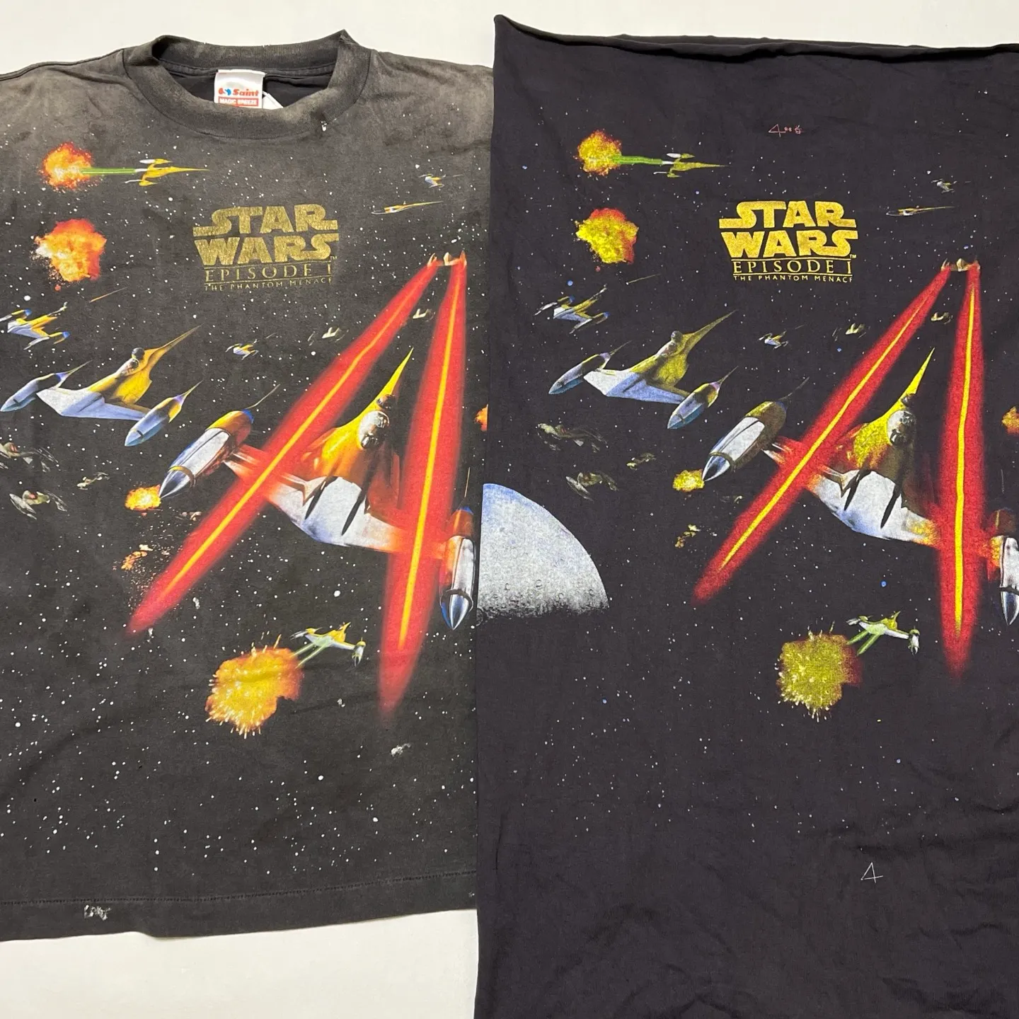 ⚠️The most complex and coolest item of this season, available in stock, available in seconds SAINT Mxxxxxx × STAR WARS SW_SS TEE /STARWARS / BLK Star Wars co-branded model. Fighter printed TEE. Washed black S-XL. Super complex and unconstrained printing design. The T-shirt using the vision of the "N-1 Star Fighter" in Star Wars is the most screen-printed item this season, reaching an astonishing 372 screens. Even the most difficult-to-print parts of the armpits are printed with luxurious printing. In addition, they are also hand-made distressed, splashed with ink, faded with water, and hand-damaged to complete this special and perfect work of art!
